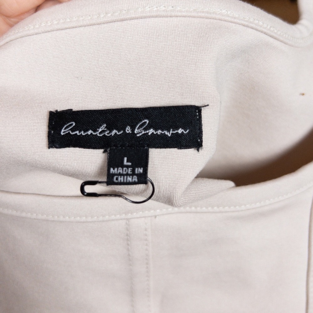 Hunter & Brown Womens Cream Square Neck Seamed Crop Tank Top Large NWOT - Picture 3 of 5